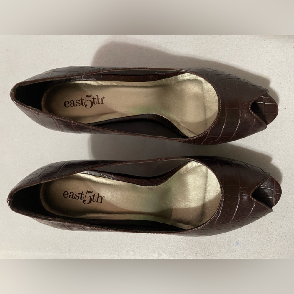 East 5th Peep Toe Heels Size 5M